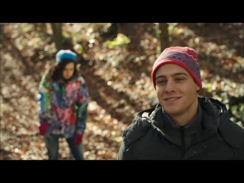 Видео: Шок! Всего 1 год между съемками | Личная полиция нравов Керема Сайера