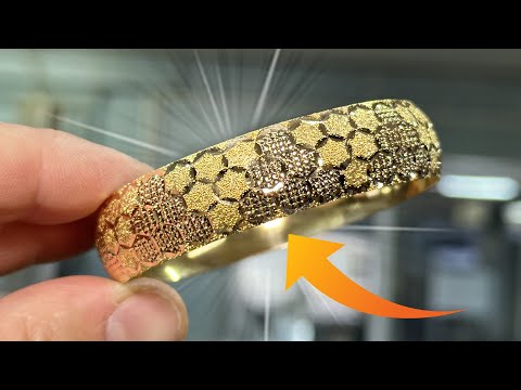 Видео: Сотовая модель, сделанная нашим клиентом охотником за медом за 10 000 долларов.