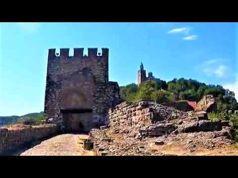 Видео: Walking in Tsarevets Fortress 2022 Veliko Tarnovo Bulgaria - Царевец | Велико Търново | България