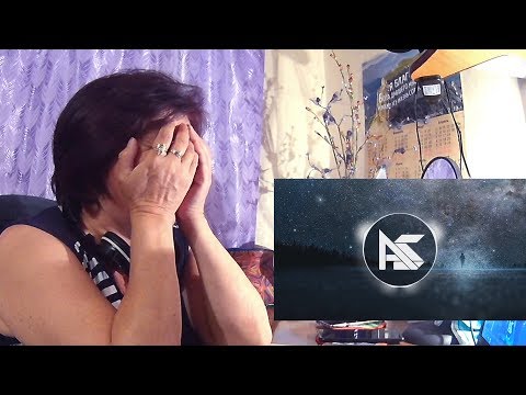 Видео: Мама слушает "Pyrokinesis - Прекрасное далёко" // #Реакция мамы