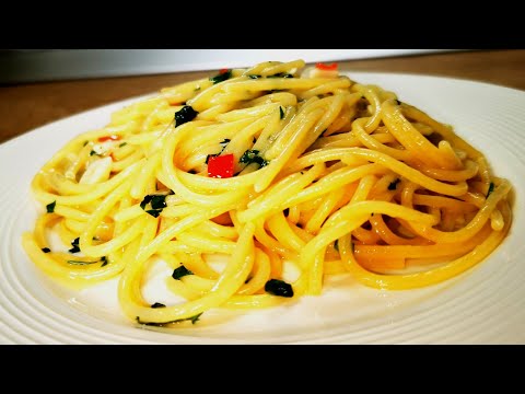 Видео: СПАГЕТИ🧄🌶 алио е олио 👌 оригинални италиански рецепти