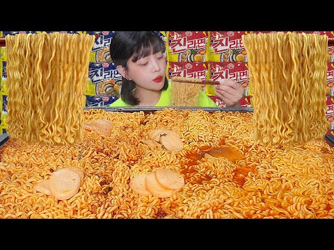 Видео: пряный? Разве это не пряно? Не беспокойтесь 🖐 я съем 12 пакетиков Ramen eating show ASMR MUKBANG