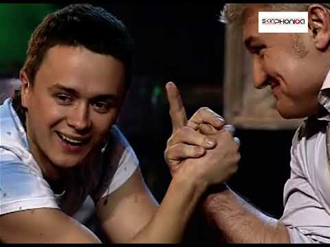 Видео: Молодой Илья Соболев, Дуэт "Красивые" №2