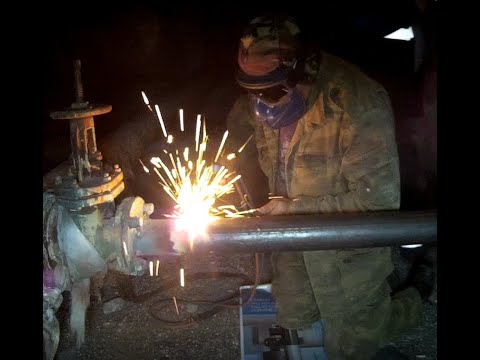 Видео: Газосварка ЖКХ Отопление на чердаке Gas welding Heating in the attic