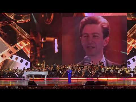 Видео: Лариса Долина. Команда молодости нашей. В день рождения Александры Пахмутовой. ГКД, 09.11.2025 г.