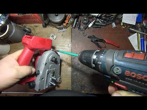 Видео: Разборка аккумуляторной электропилы.