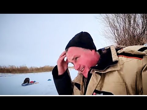 Видео: Рыбалка с комфортом: палатка, печь и вкусная еда