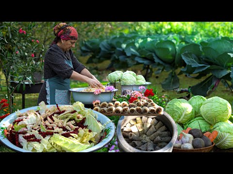 Видео: Вкусные голубцы и домашняя маринованная капуста | Деревенская жизнь