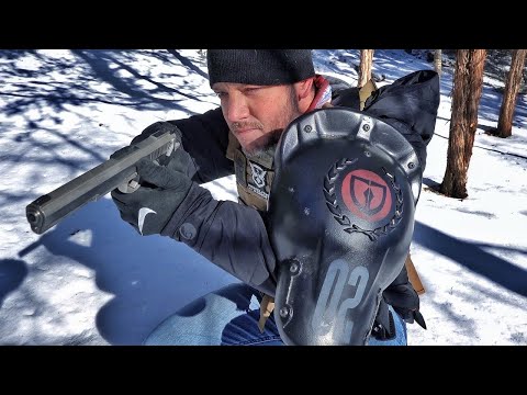 Видео: Футуристическая плечевая броня | Разрушительное ранчо | Перевод Zёбры