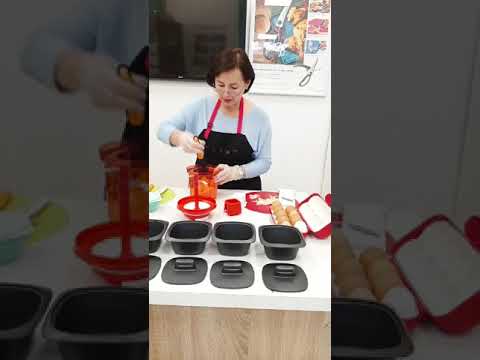 Видео: Порционный завтрак, обед и ужин в Кокотницах УльтраПро