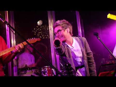 Видео: Исчезли солнечные дни. Сурганова и Оркестр. Солянка. Мск. 22.12.17. MVI 5665