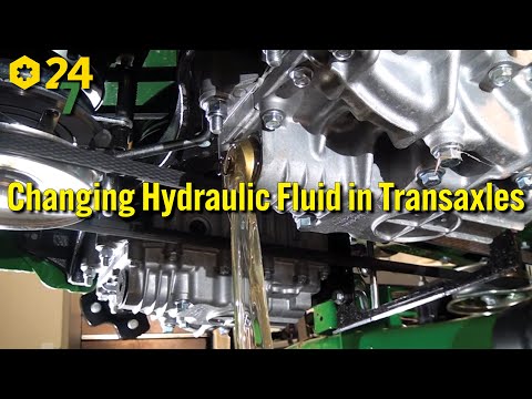 Видео: Как заменить гидравлическую жидкость в трансмиссии газонокосилки John Deere Z9
