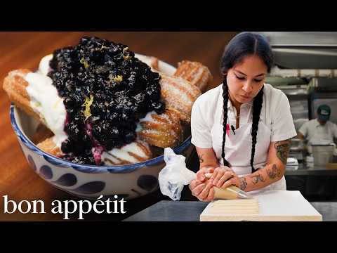 Видео: День в самом захватывающем мексиканском ресторане Нью-Йорка | On The Line | Bon Appétit