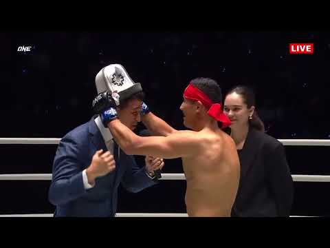 Видео: Абдуллаев Акбар -Аарон Картье (Эквадор)