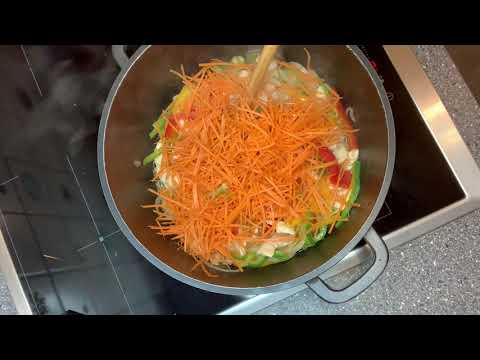 Видео: 3 самых вкусных и полезных салатов на новый 2021 год, один вы точно не знаете,С Татьяной на кухне❤️