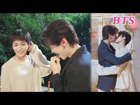 Видео: Закулисье Нового года! Режиссёр смеётся: Чи всегда хватается за шею Дабао 😂 Чи краснеет!