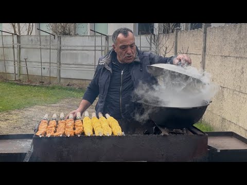 Видео: Как вкусно и правильно  мариновать  и жарить на мангале рыбу осетра ,чтоб получить сочный результат!