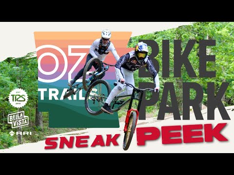 Видео: КРАТКИЙ ОБЗОР байк-парка OZ Trails с Мэттом Джонсом