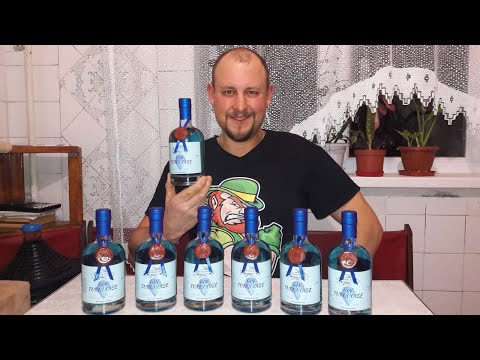 Видео: Домашний джин. Разлив и упаковка. Часть 4.