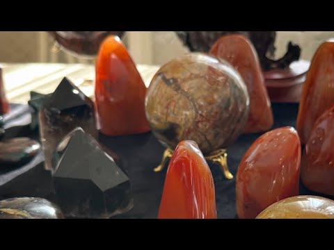 Видео: Шаман про камни и минералы сентября