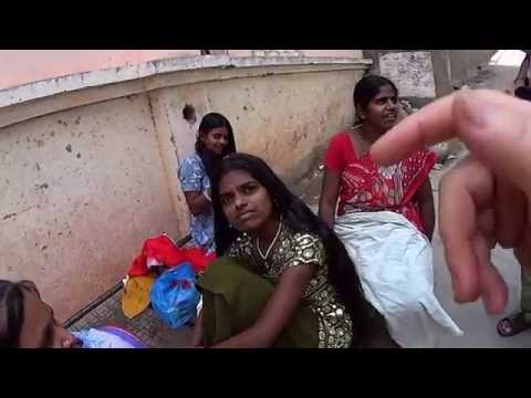 Видео: Как часто индианки мажут волосы маслом и каким.