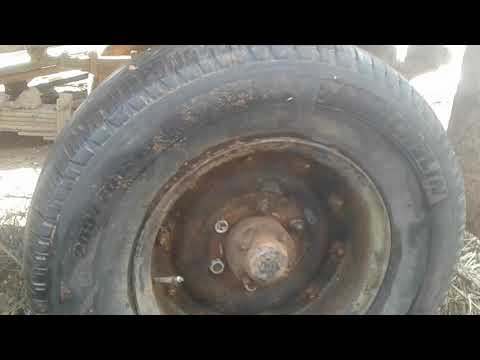 Видео: Переделка колес прицепа телеги ПТС-4 на низкопрофильную.Часть 1.