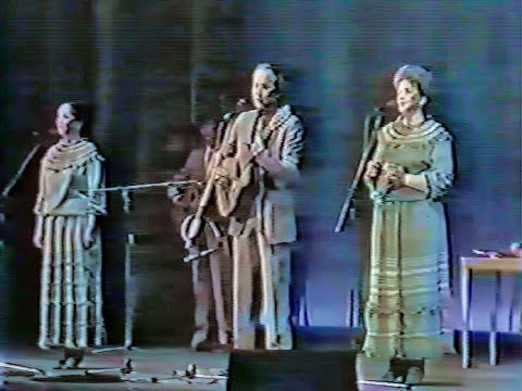 Видео: Trio Marenych Sing - Співає Тріо Маренич