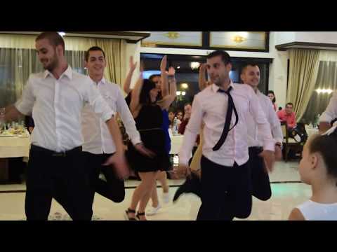 Видео: Фолклорно настроение на българска сватба, "Сливенци" / Bulgarian wedding, Folk dance