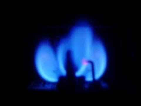 Видео: Жизнь на фитиле