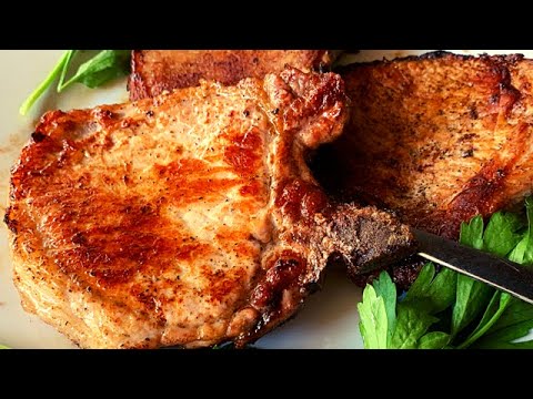 Видео: СТЕЙК ИЗ СВИНИНЫ 🥩 Стейк из свинины на сковороде 🥩 Как приготовить Стейк