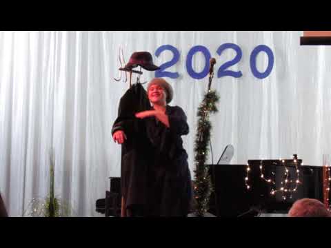 Видео: Капустник МКММ 2019 Номер с вешалкой