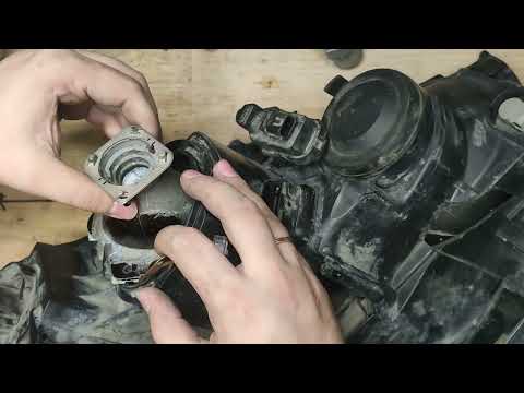 Видео: Полный процесс разборка / сборка отражателей + линзы без вскрытия фары Рено Меган 2.