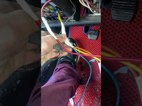 Видео: Всем привет, Пежо 206 установка кнопки старт стоп