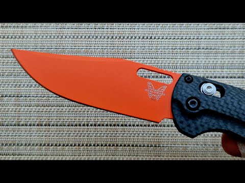 Видео: НЕВЕСОМЫЙ ОХОТНИК. Нож TAGGEDOUT Benchmade