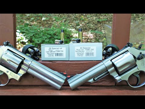 Видео: Какой калибр более особенный? .38 Special или .44 Special? Тест на баллистический гелевый патрон ...
