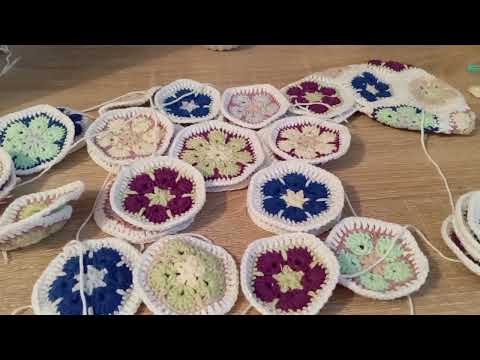 Видео: Лошадка из мотивов "африканский цветок"