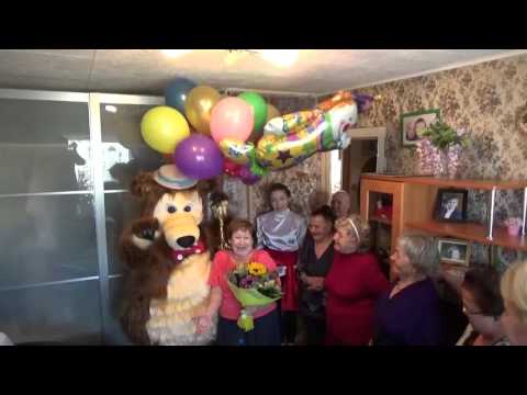 Видео: Сюрприз от внука бабушке к 70-летию!