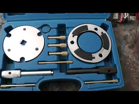 Видео: Снятие (замена) ТНВД на Ford Transit 2001 года