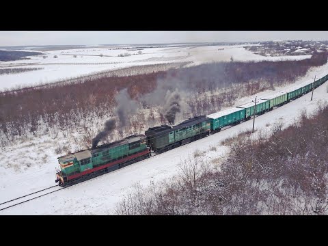 Видео: Пожар на тепловозе. Тушение пожара на тепловозе. Но ехать то дальше надо...