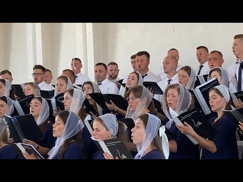 Видео: «Ми є не одні…»-обʼєднаний хор диригентів РДСА(дуже гарне виконнання!)