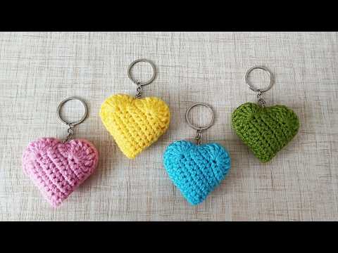 Видео: Как сделать брелок крючком | Брелок-сердце крючком для начинающих.