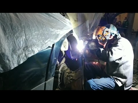 Видео: Сварка самодельных рем.вставок задней арки, переднего крыла. Пыльник тормозного диска. Паджеро.4, 2с