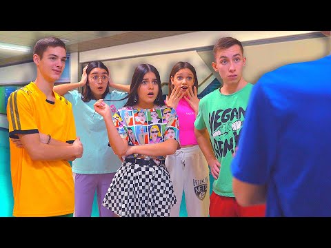 Видео: ПАПА Для ДАШИ ПАРНЯ ВЫБИРАЕТ ! Друзья в ШОКЕ