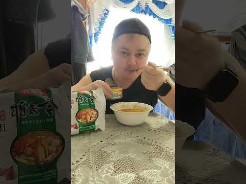Видео: 🍜 Лапша с рёбрышками + креветки в специях 🍤