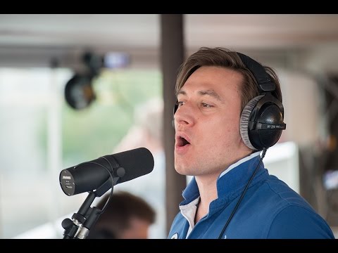 Видео: Руслан Алехно - Асталависта (LIVE @ Авторадио)