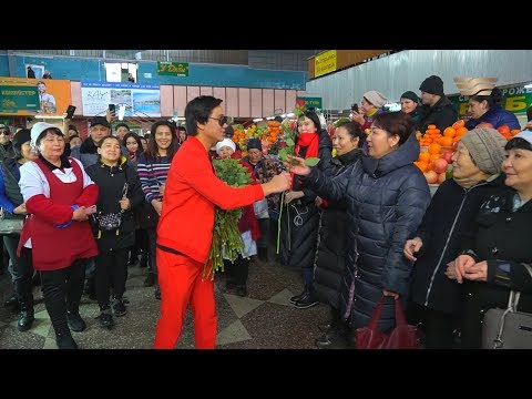 Видео: Сәкен Майғазиев, Қайрат Нұртас және Төреғали Төреәліден мерекелік тарту!