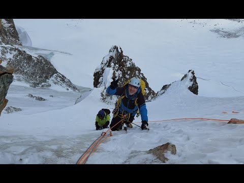 Видео: Ала Арча Маршрут Федорова на забор Короны 4А 2022 / Ala Archa Fedorov route to Korona fence 4A 2022