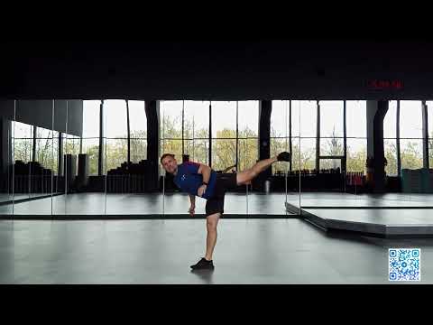 Видео: Прямой-боковой удар ногой. Учимся бить.