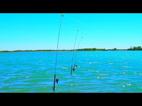 Видео: РЫБАЛКА В ОДИНОЧКУ НА ТРОЕ СУТОК. Сазан, жерех, карась, вобла.