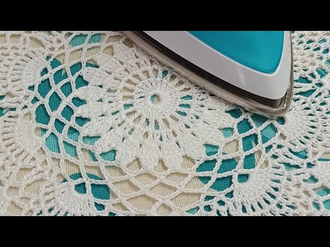 Видео: Как разгладить салфетку. Вязать крючком. Крючок. Крючок для начинающих.